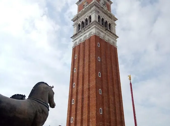 Essence Of Venice